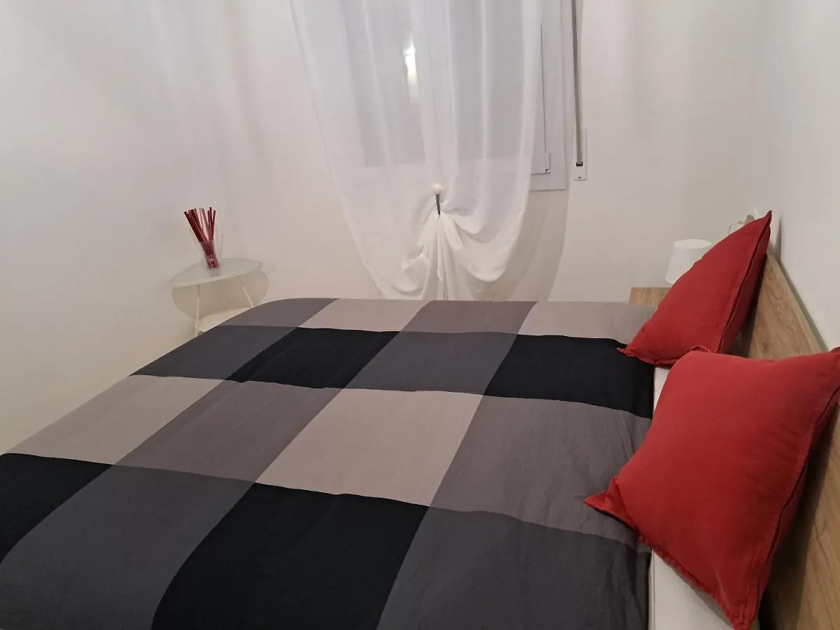 Bolognamania Apartments-Pop Apartment Bologna